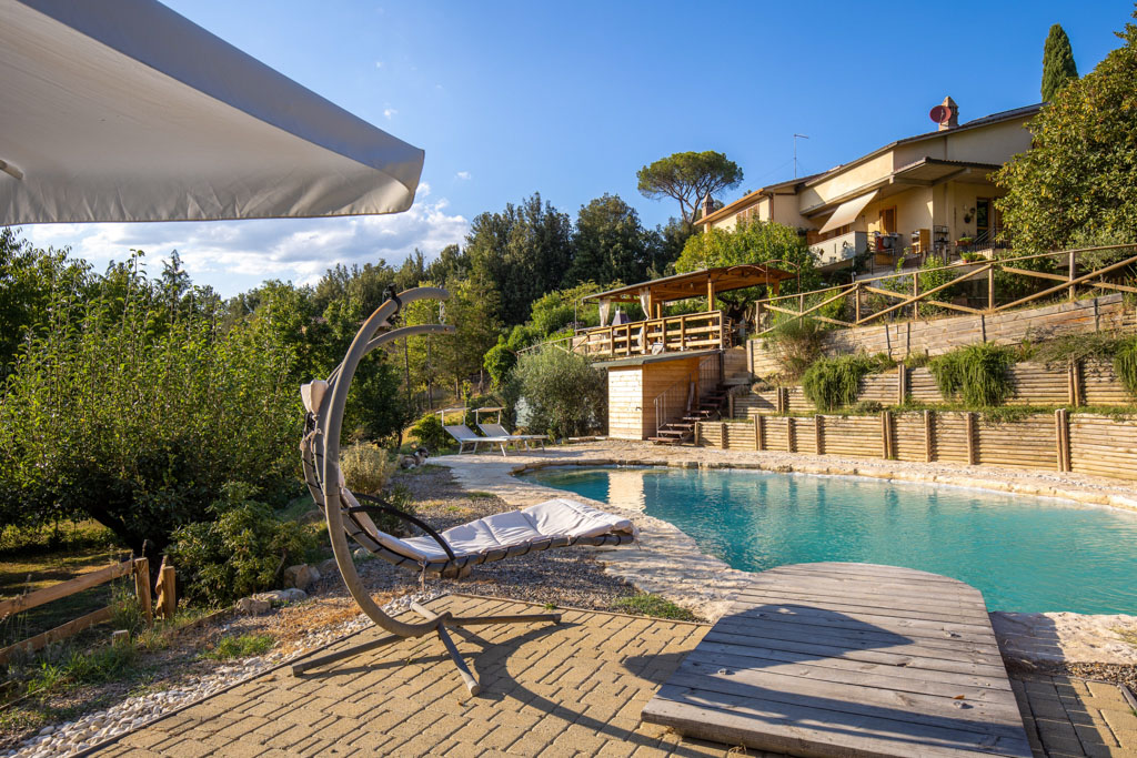 Piscina vista da zona relax